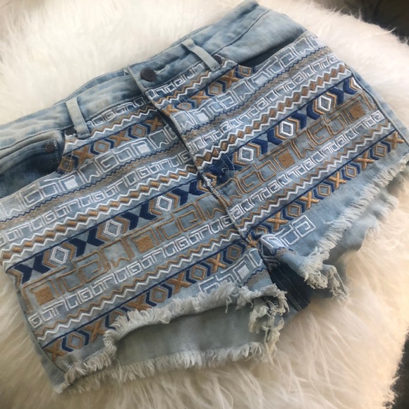 New Item❗️Super cute addition to your wardrobe! 💙 - Picture 3 of 7